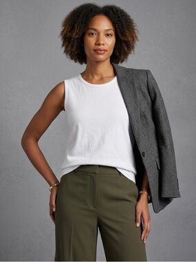 Tabi Simply Classic Embroidered Cotton Tank | Size Large